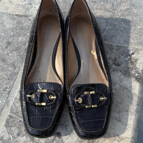 Bandolino Brown Leather Loafers Faux Croc Embossed Gold Buckle Detail Sz 8 - Picture 1 of 12